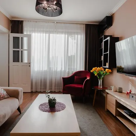 Tulip Apartment *